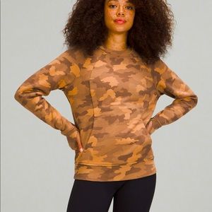 Lululemon Scuba Crew Camo Sweatshirt with pockets